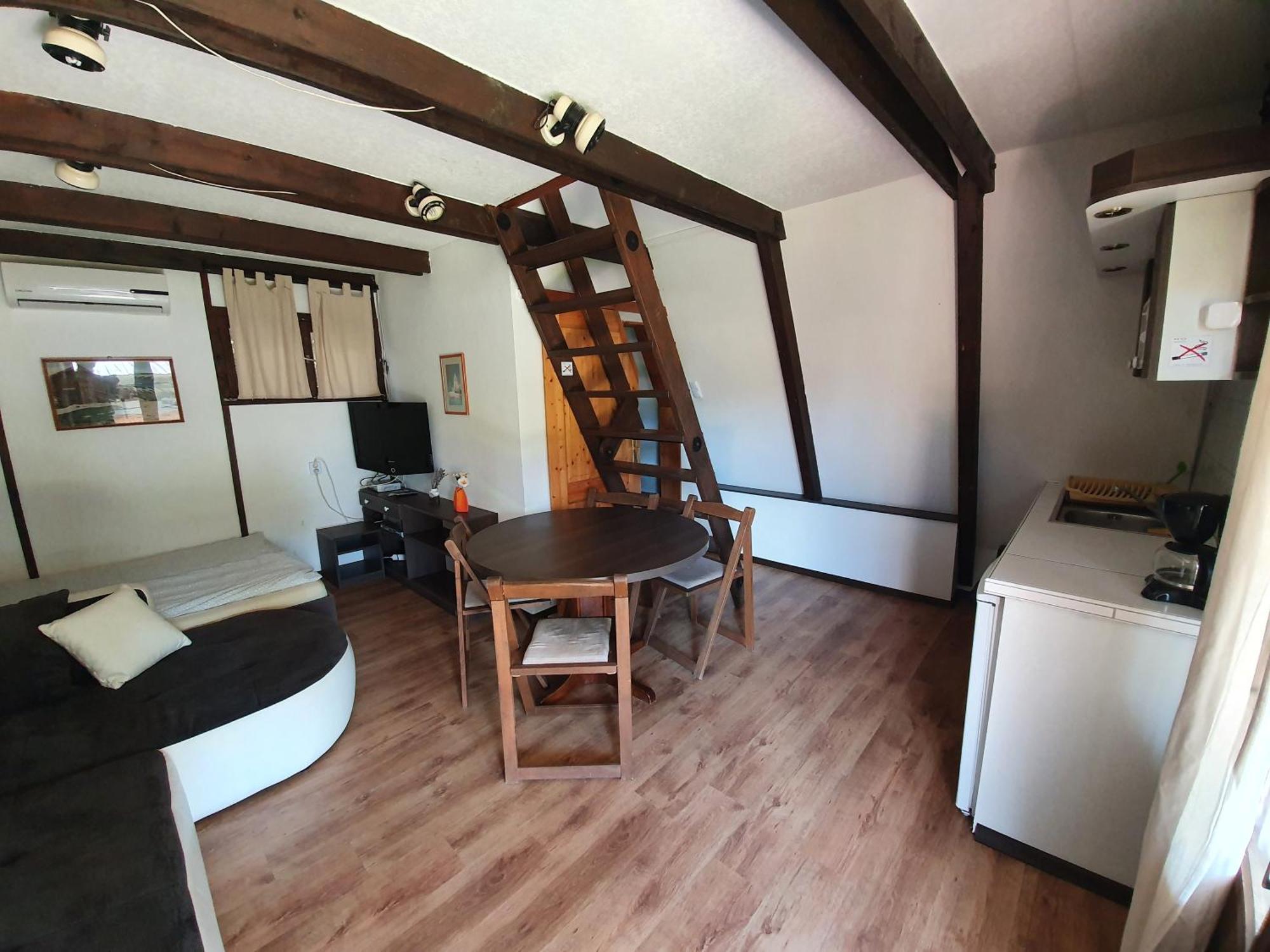 Mandel Faházak Paloznak Habitación foto